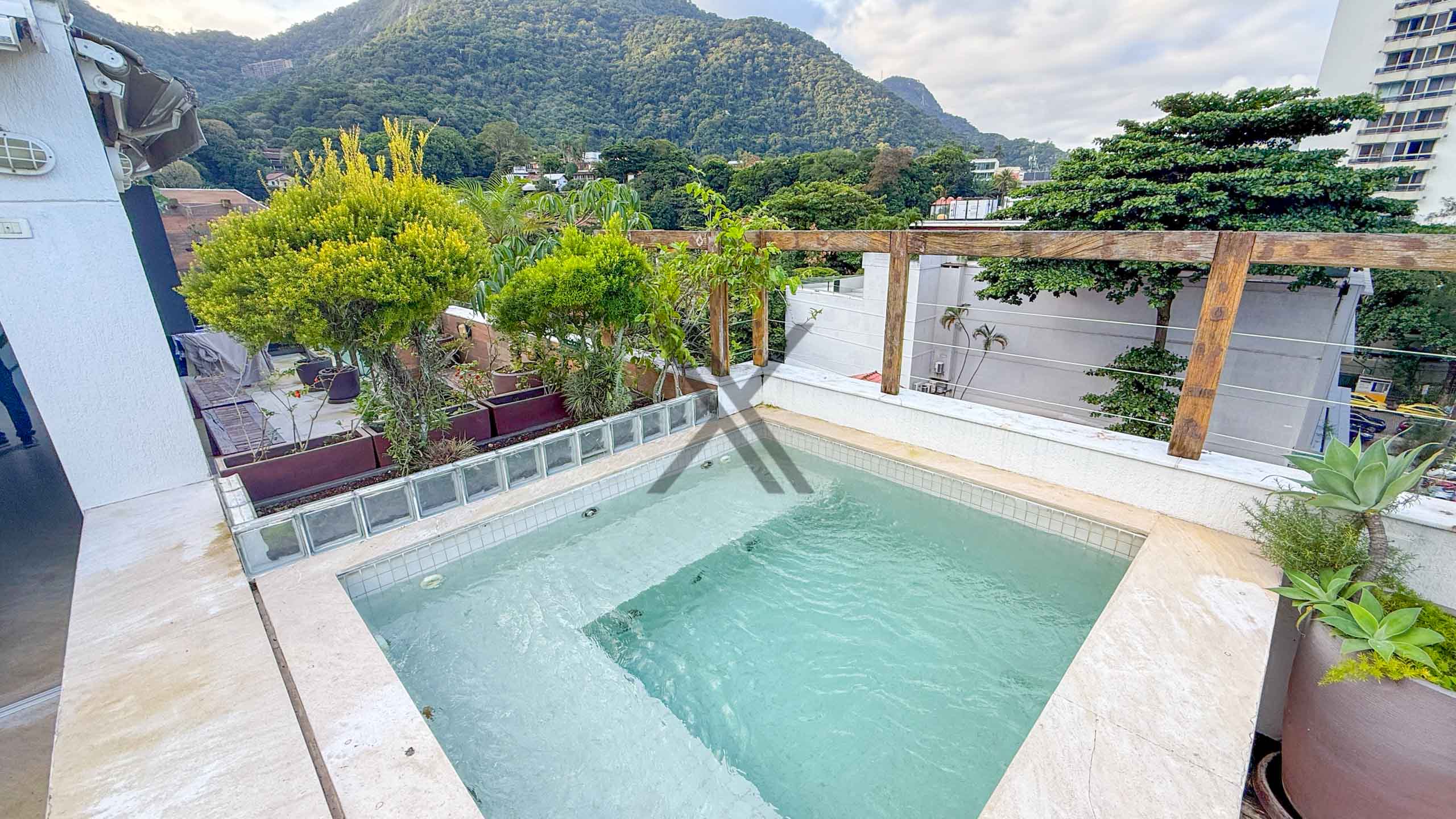Cobertura Duplex em São Conrado com 3 quartos à venda